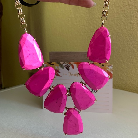 Kendra Scott Harlow statement necklace magenta neon pink rare barbie - Picture 1 of 11